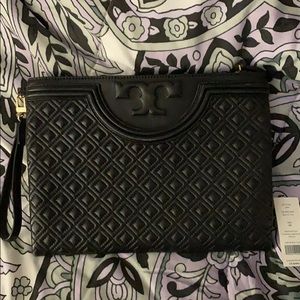 Tory Burch Fleming Large Zip Pouch